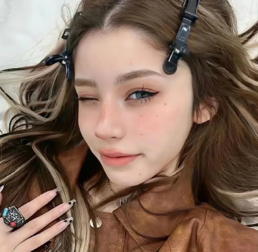 鹰与枭